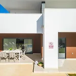 别墅 Novochoro - Large Garden- Heatable Pool By Dreamvillasalbufeira *