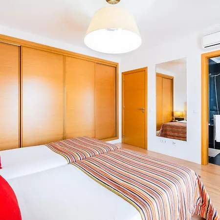 Novochoro - Large Garden- Heatable Pool By Dreamvillasalbufeira 别墅