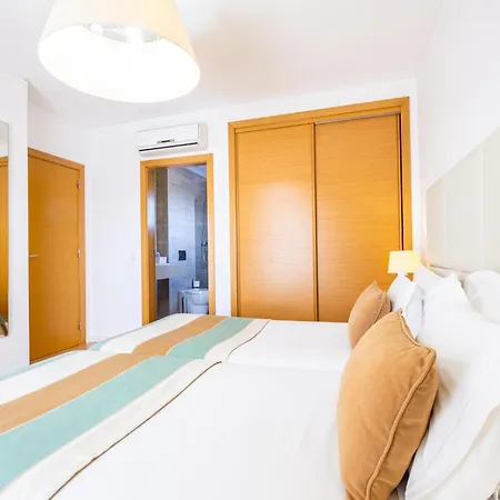 Novochoro - Large Garden- Heatable Pool By Dreamvillasalbufeira