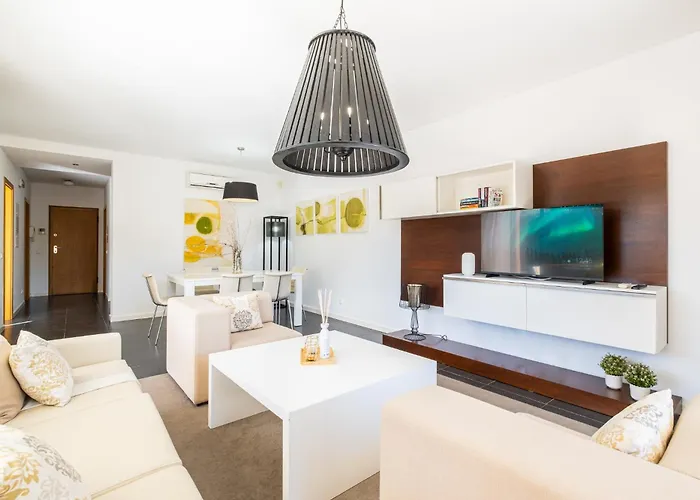 Novochoro - Large Garden- Heatable Pool By Dreamvillasalbufeira * Albufeira