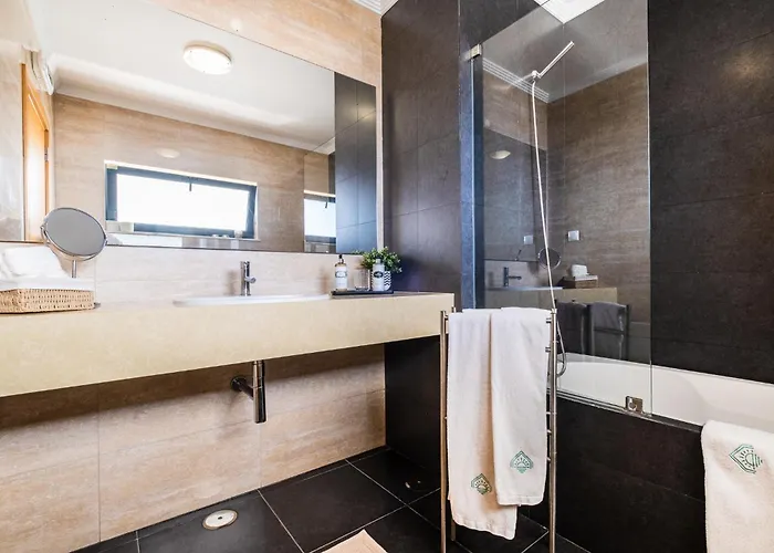 Novochoro - Large Garden- Heatable Pool By Dreamvillasalbufeira * Albufeira