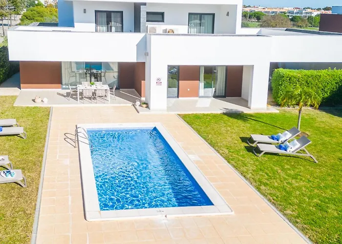 别墅 Novochoro - Large Garden- Heatable Pool By Dreamvillasalbufeira