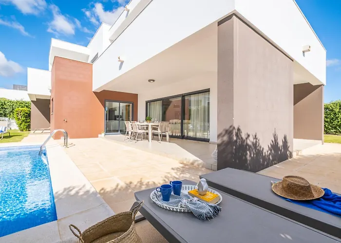 Novochoro - Large Garden- Heatable Pool By Dreamvillasalbufeira