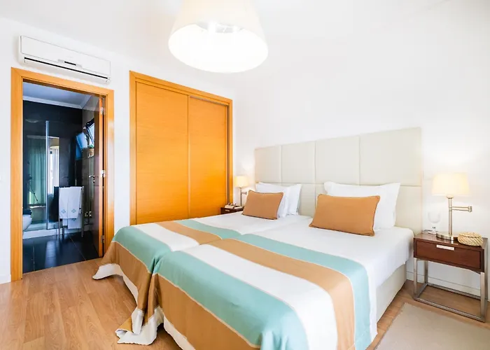 Novochoro - Large Garden- Heatable Pool By Dreamvillasalbufeira