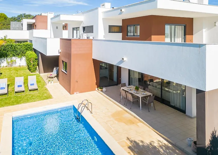 Villa Novochoro - Large Garden- Heatable Pool By Dreamvillasalbufeira Albufeira