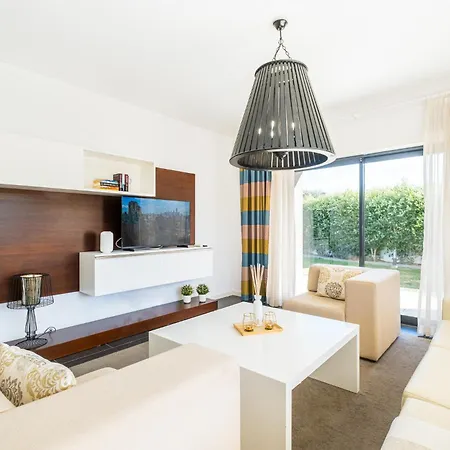 Novochoro - Large Garden- Heatable Pool By Dreamvillasalbufeira * Albufeira